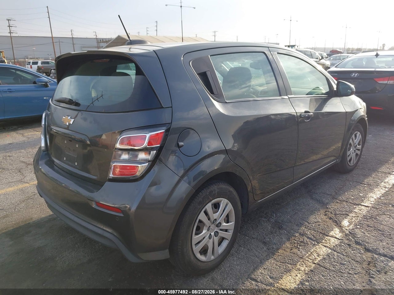 2020 CHEVROLET SONIC FWD  1FL 5-DOOR · 4/11