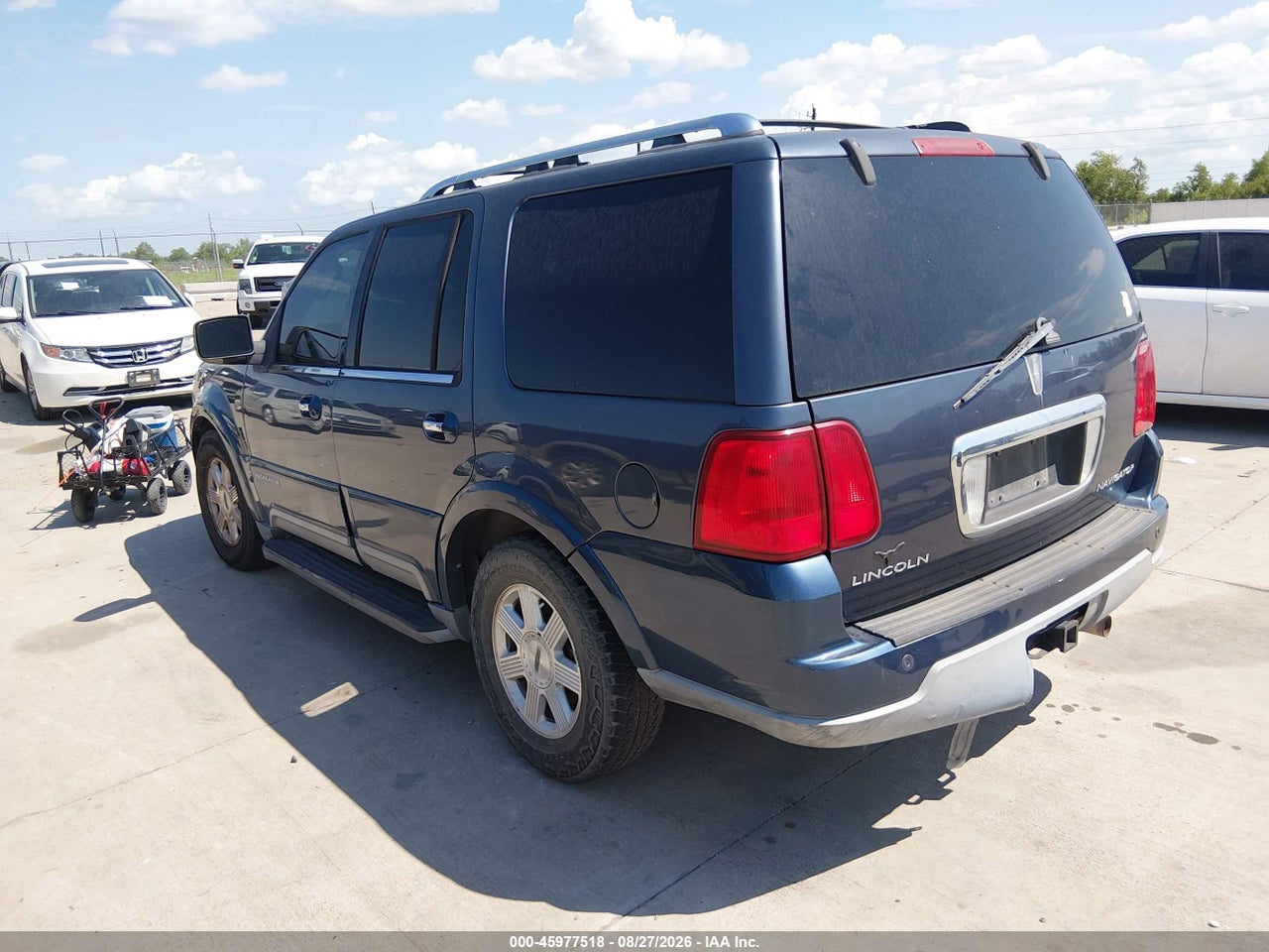 2003 LINCOLN NAVIGATOR · 3/11