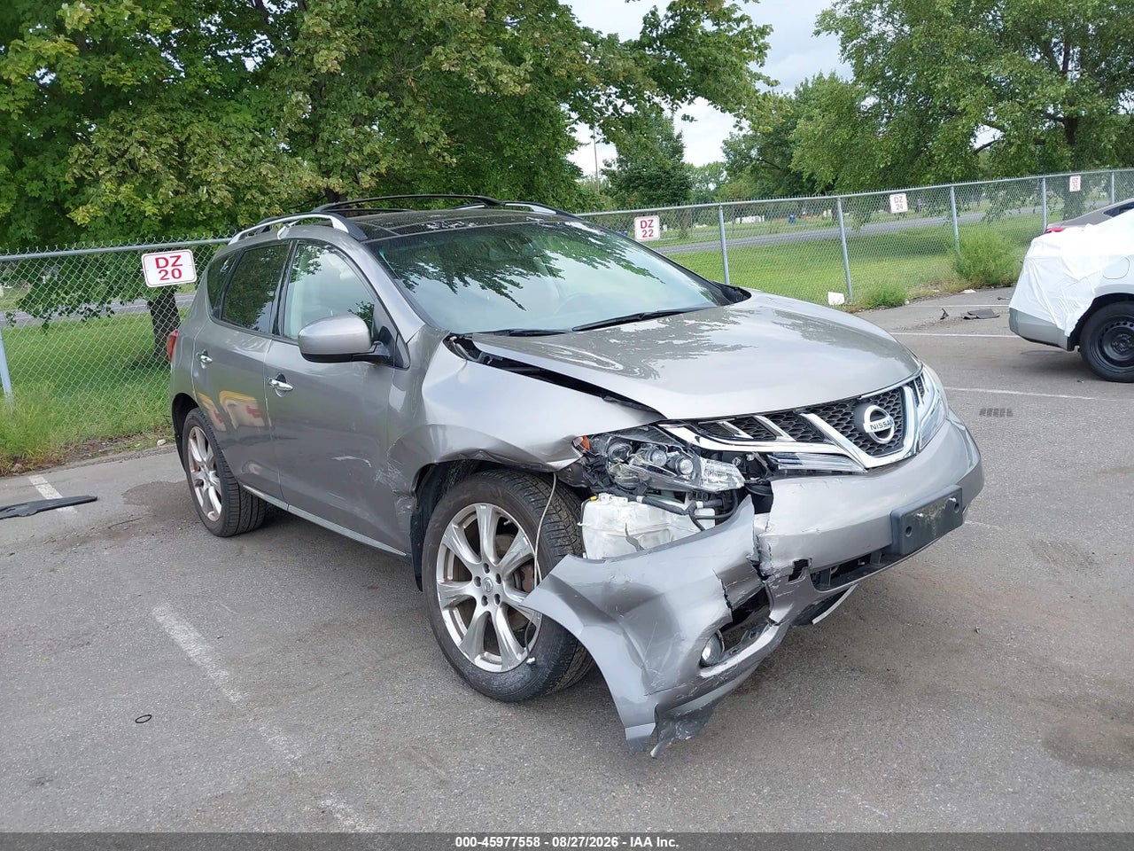 2012 NISSAN MURANO LE