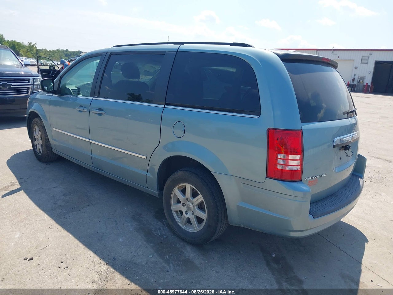 2010 CHRYSLER TOWN &amp; COUNTRY TOURING · 3/3