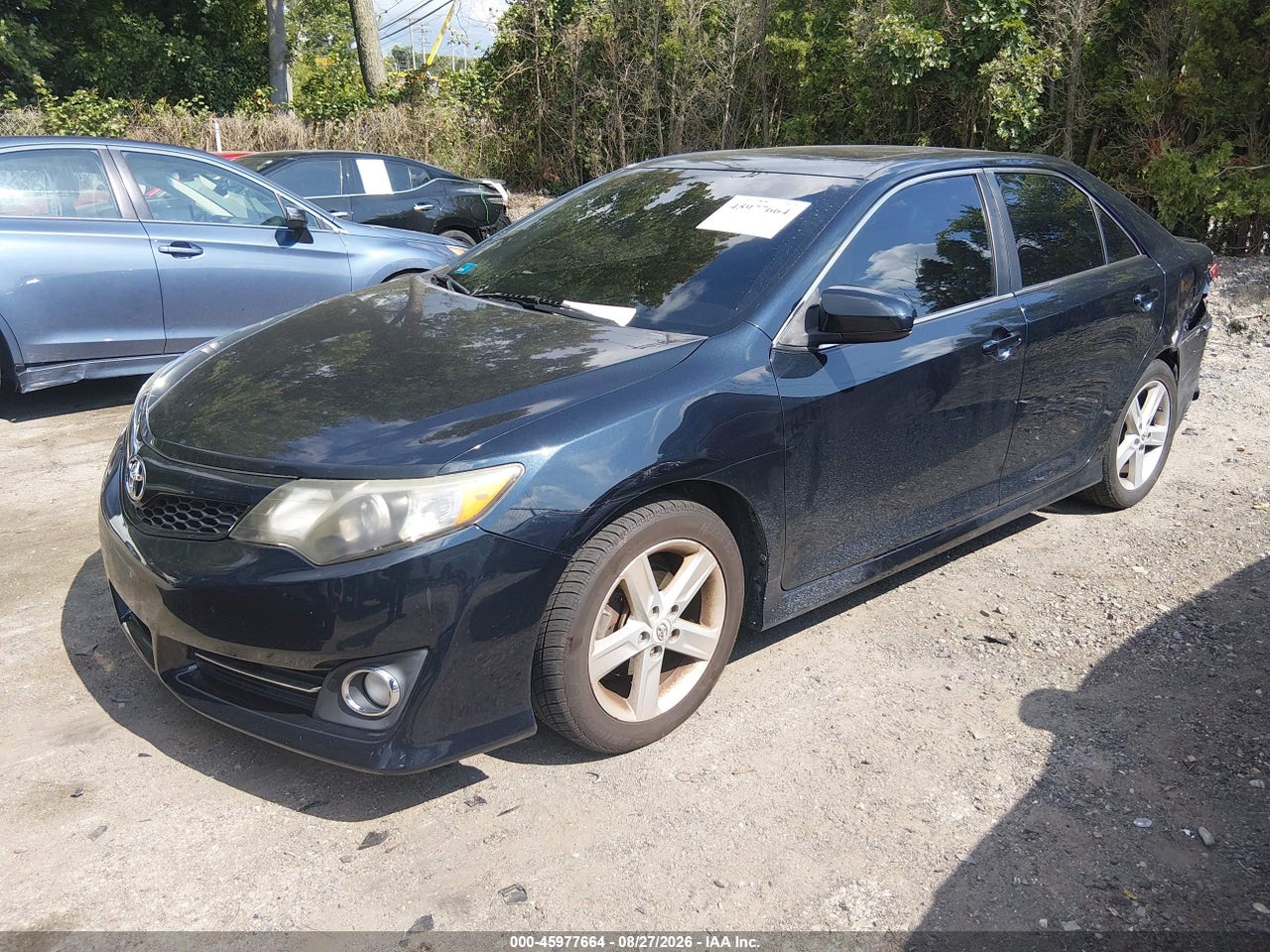 2012 TOYOTA CAMRY SE · 2/11