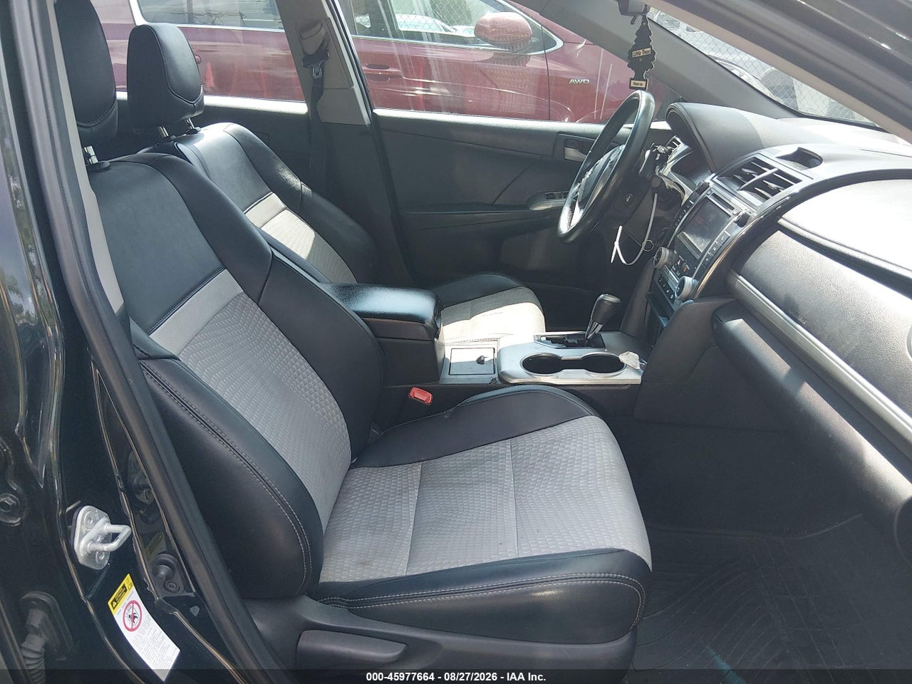 2012 TOYOTA CAMRY SE · 5/11