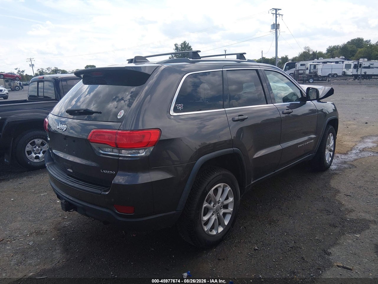 2015 JEEP GRAND CHEROKEE LAREDO · 4/11