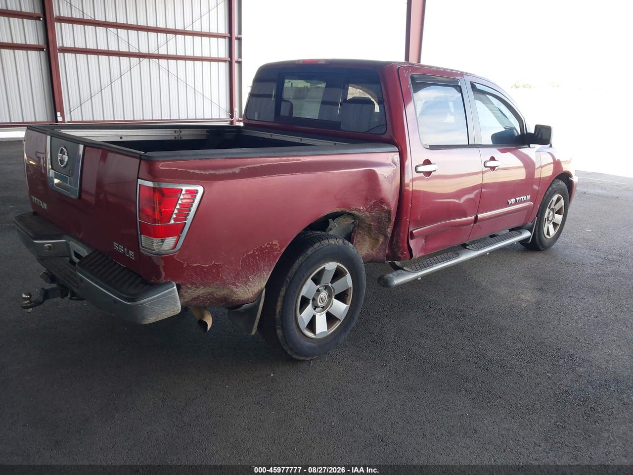 2005 NISSAN TITAN LE · 4/11
