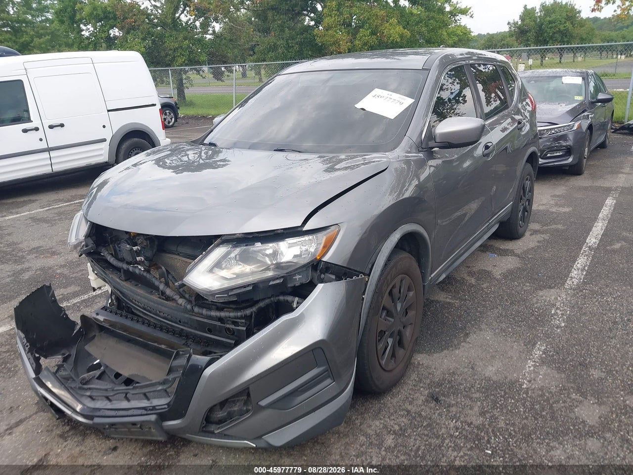 2018 NISSAN ROGUE S · 2/11