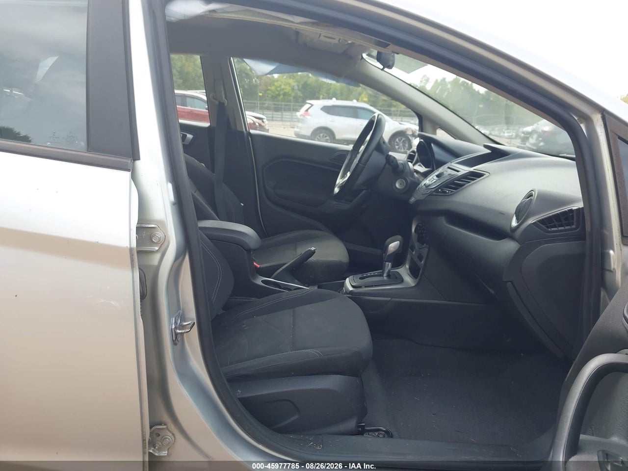 2015 FORD FIESTA SE · 5/10