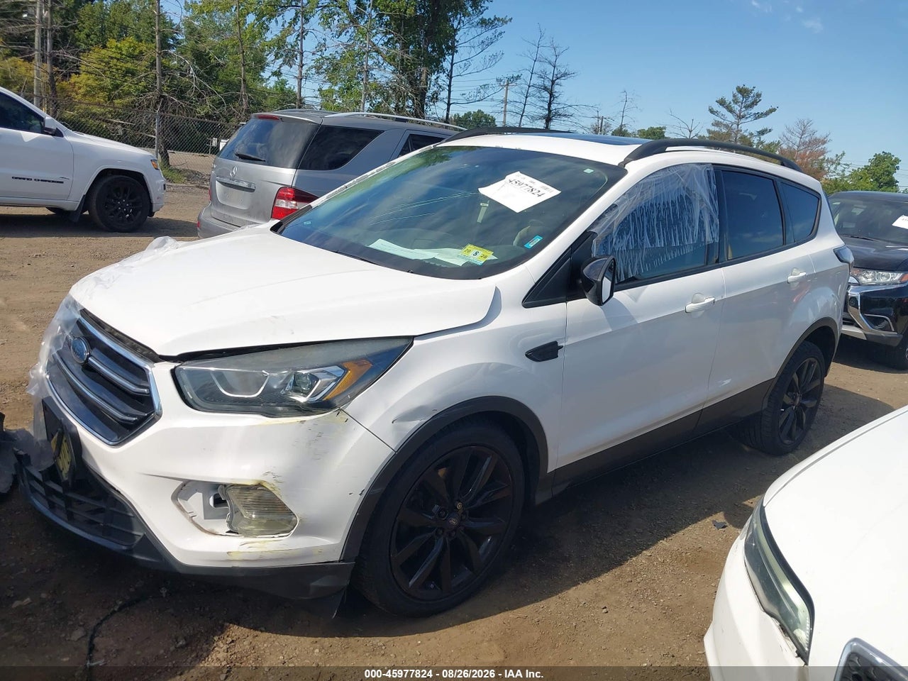 2017 FORD ESCAPE SE · 2/11