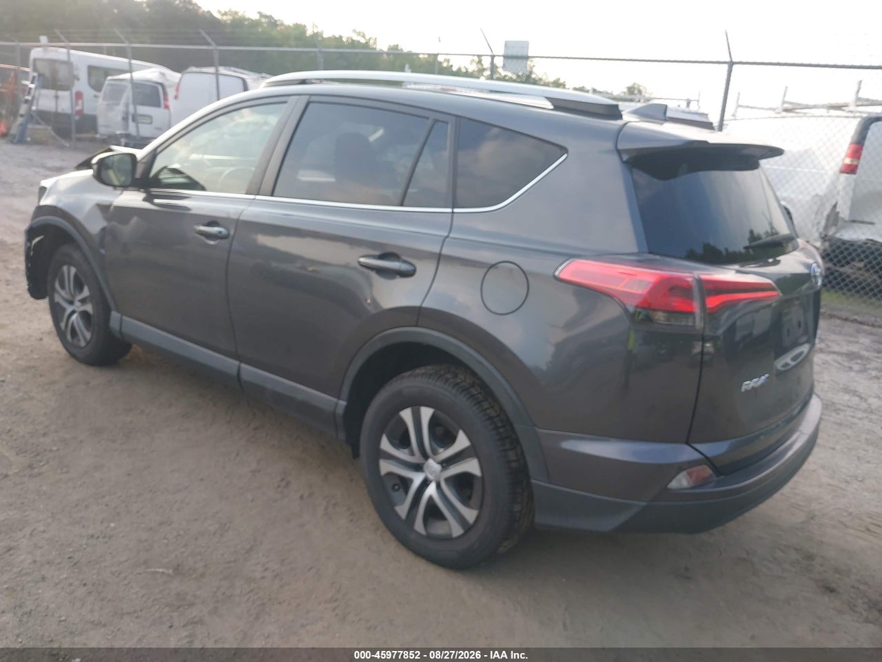 2018 TOYOTA RAV4 LE · 3/11