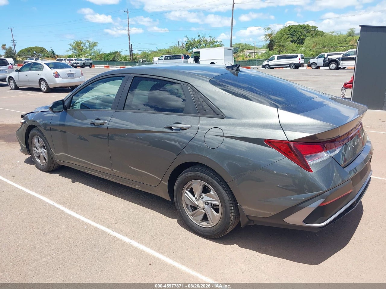 2024 HYUNDAI ELANTRA SE · 3/11
