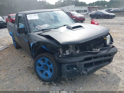1N6DD26S7YC****** · 2000 NISSAN FRONTIER XE