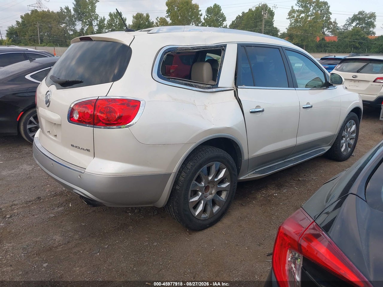 2012 BUICK ENCLAVE PREMIUM · 4/11