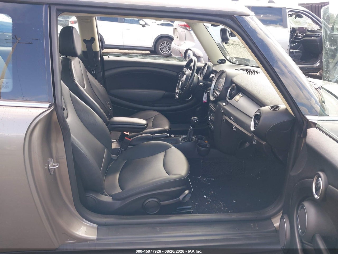 2011 MINI COOPER · 5/11