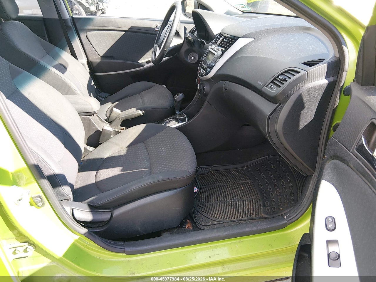 2012 HYUNDAI ACCENT SE · 5/11
