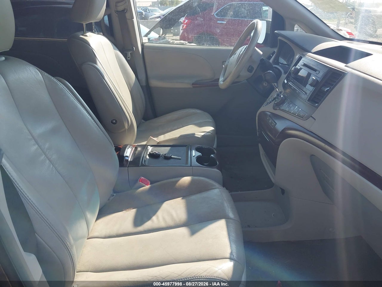 2012 TOYOTA SIENNA XLE 7 PASSENGER · 5/11