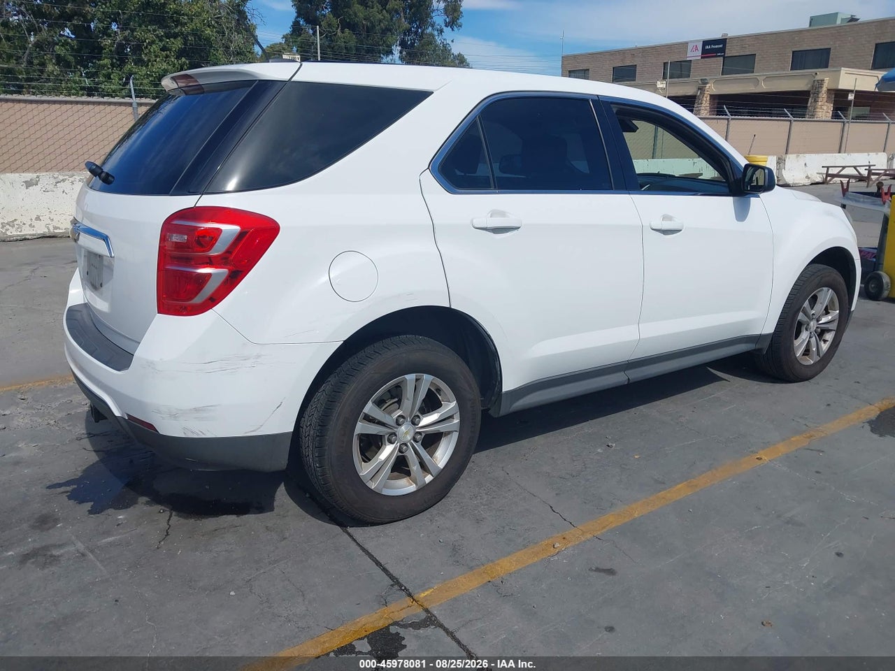 2017 CHEVROLET EQUINOX LS · 4/11