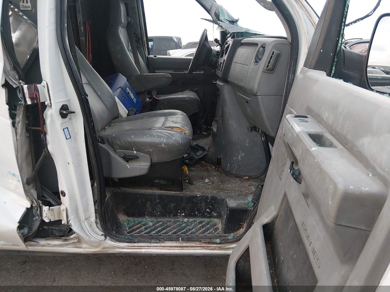 2010 FORD E-250 COMMERCIAL/RECREATIONAL · 5/10