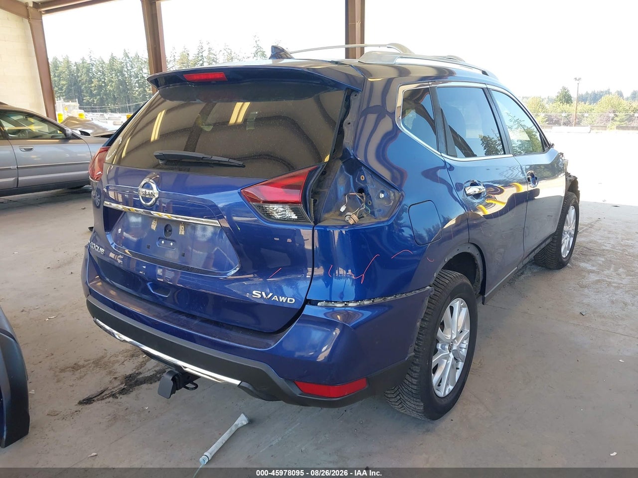 2018 NISSAN ROGUE SV · 4/11