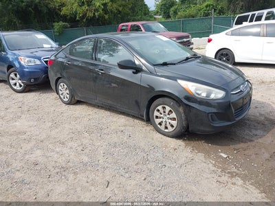 2016 HYUNDAI ACCENT SE