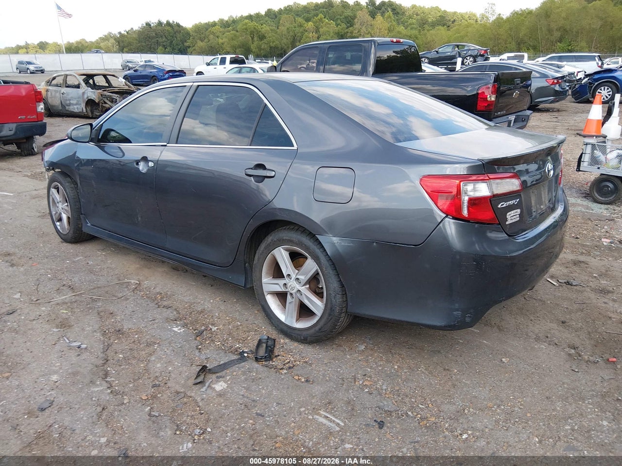 2012 TOYOTA CAMRY SE · 3/11