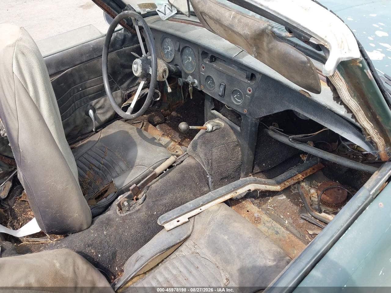 1969 TRIUMPH SPITFIRE   · 5/11