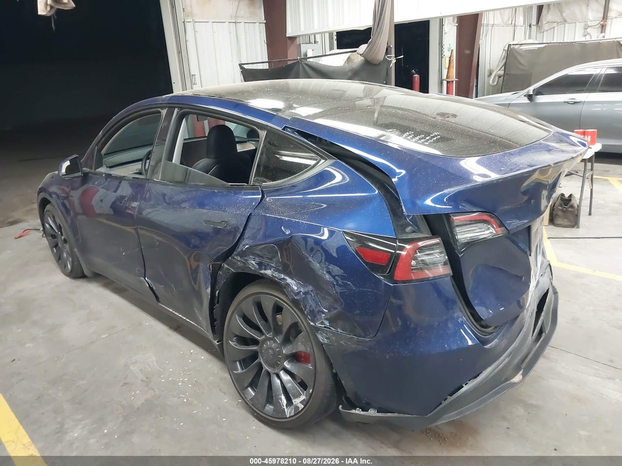 2023 TESLA MODEL Y PERFORMANCE DUAL MOTOR ALL-WHEEL DRIVE · 3/9
