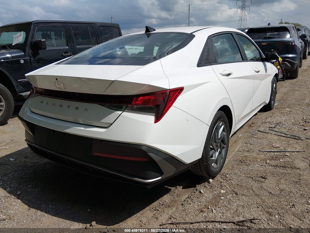 2024 HYUNDAI ELANTRA SEL · 4/11