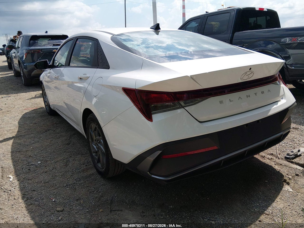 2024 HYUNDAI ELANTRA SEL · 3/11