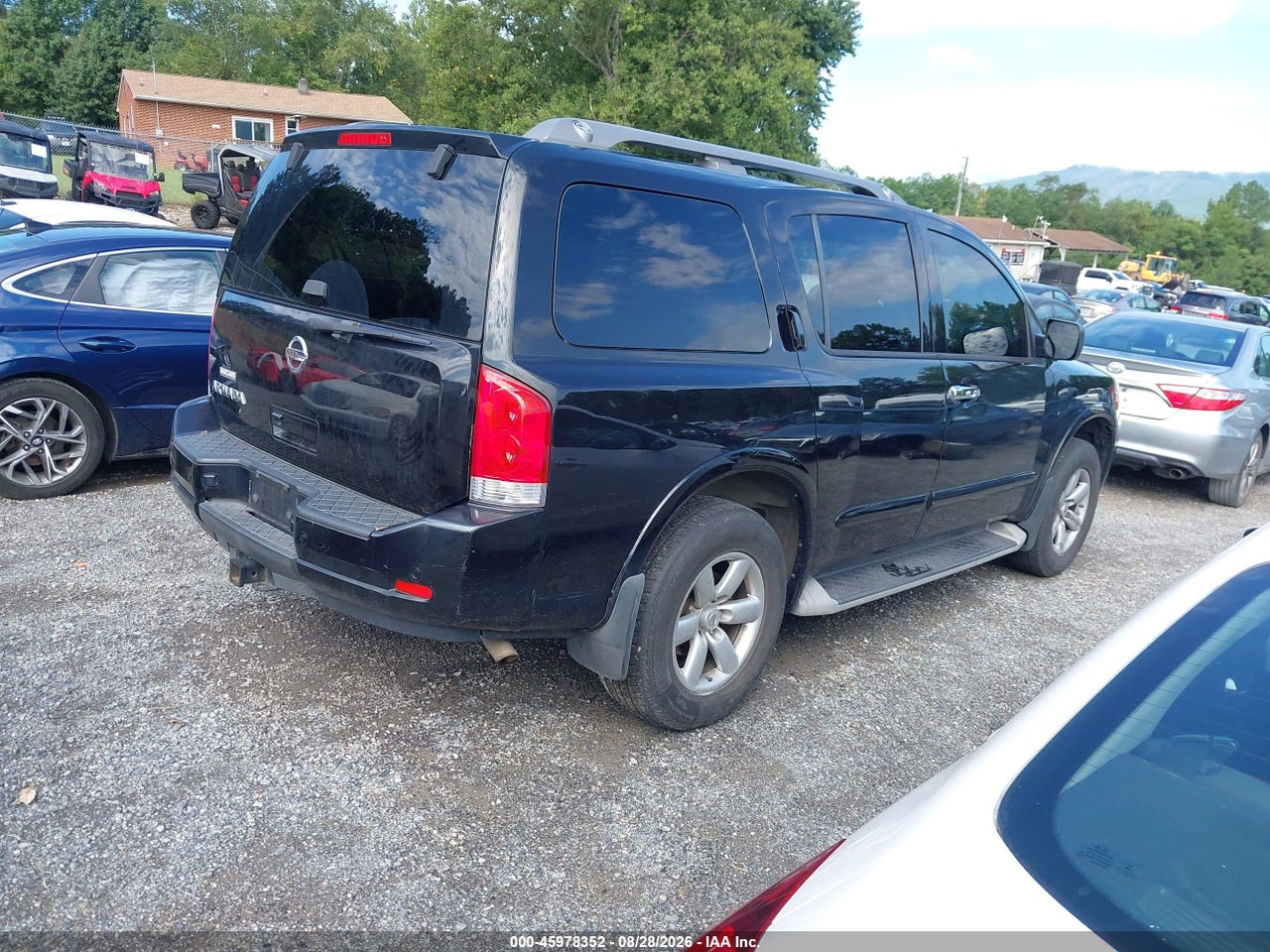 2013 NISSAN ARMADA SV · 4/11