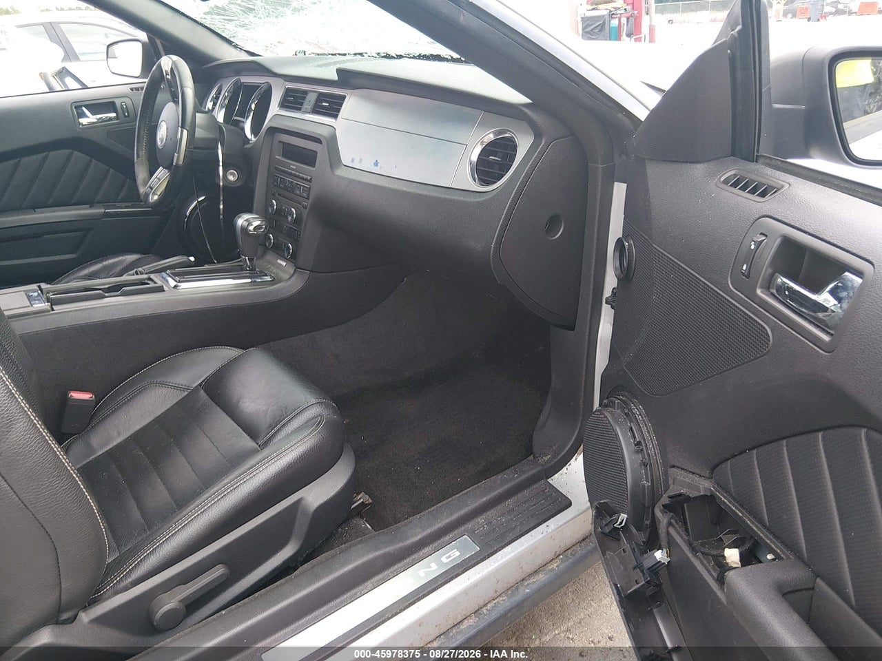 2012 FORD MUSTANG V6 PREMIUM · 5/11