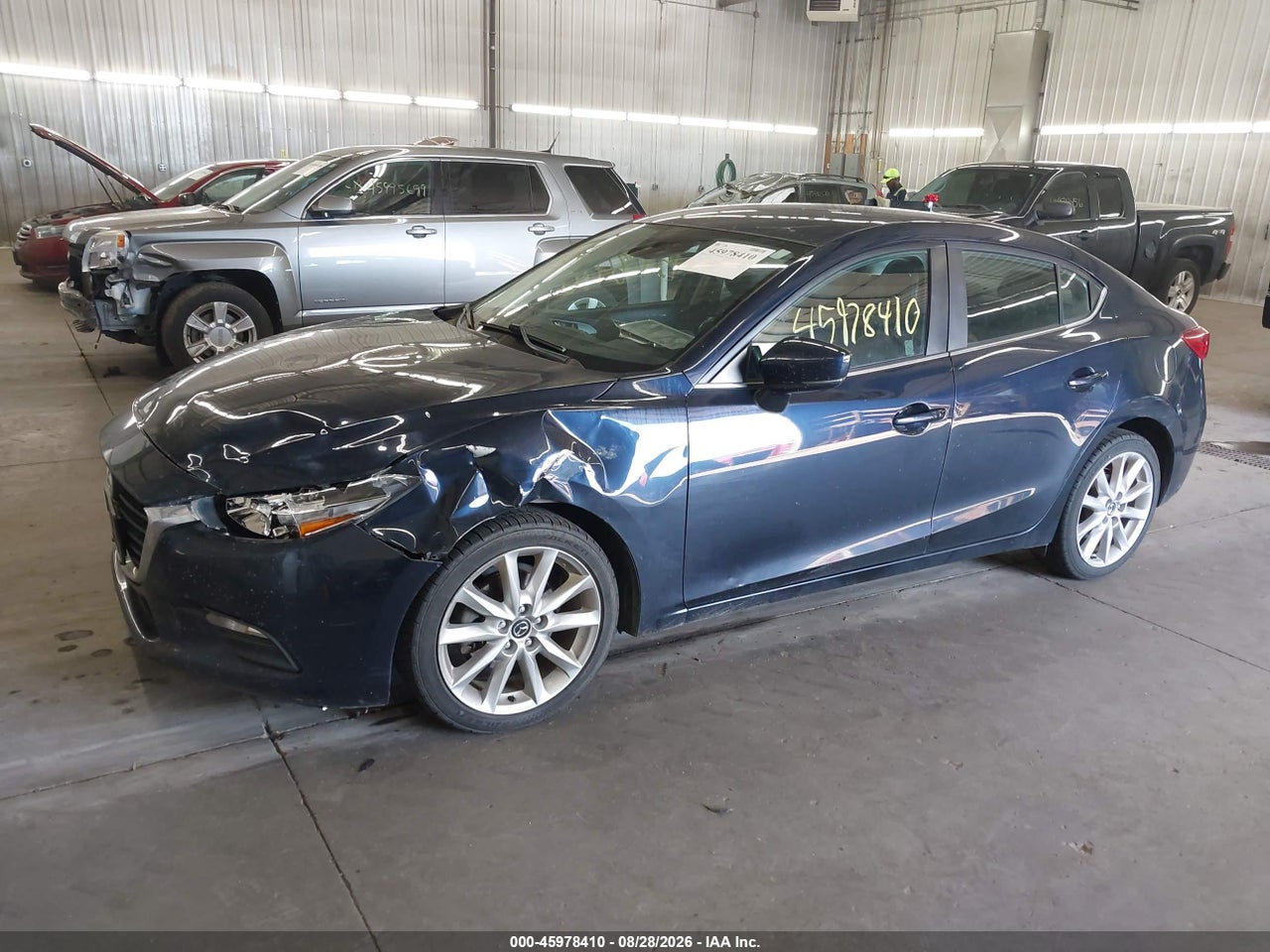 2017 MAZDA MAZDA3 TOURING · 2/11