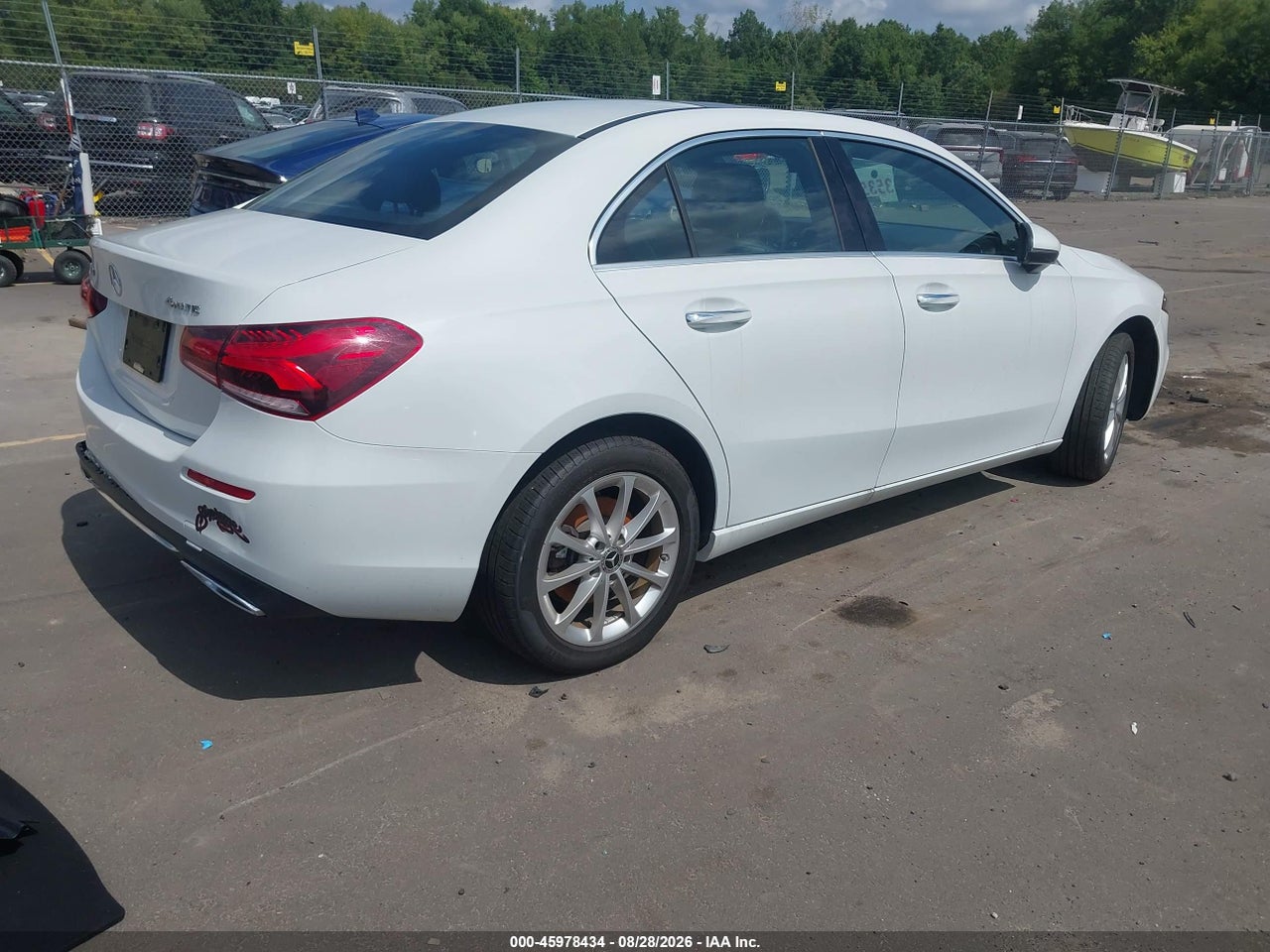 2019 MERCEDES-BENZ A 220 4MATIC · 4/11