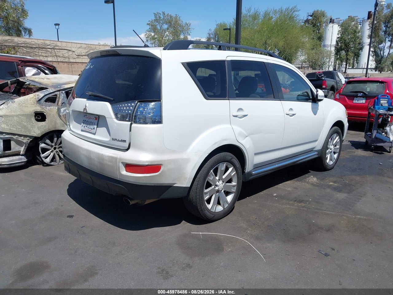 2010 MITSUBISHI OUTLANDER SE · 4/11