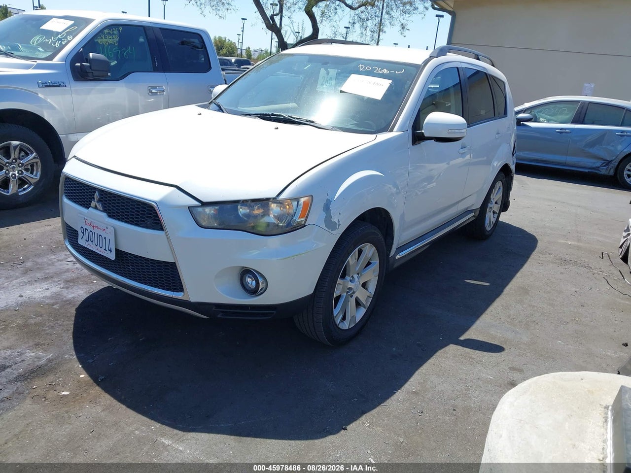 2010 MITSUBISHI OUTLANDER SE · 2/11