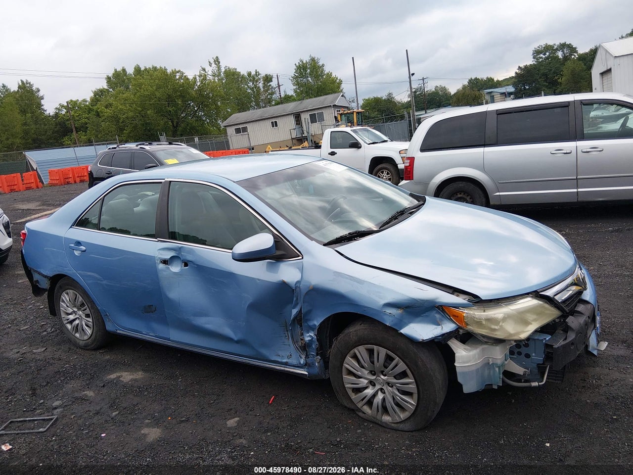 2014 TOYOTA CAMRY LE · 6/11