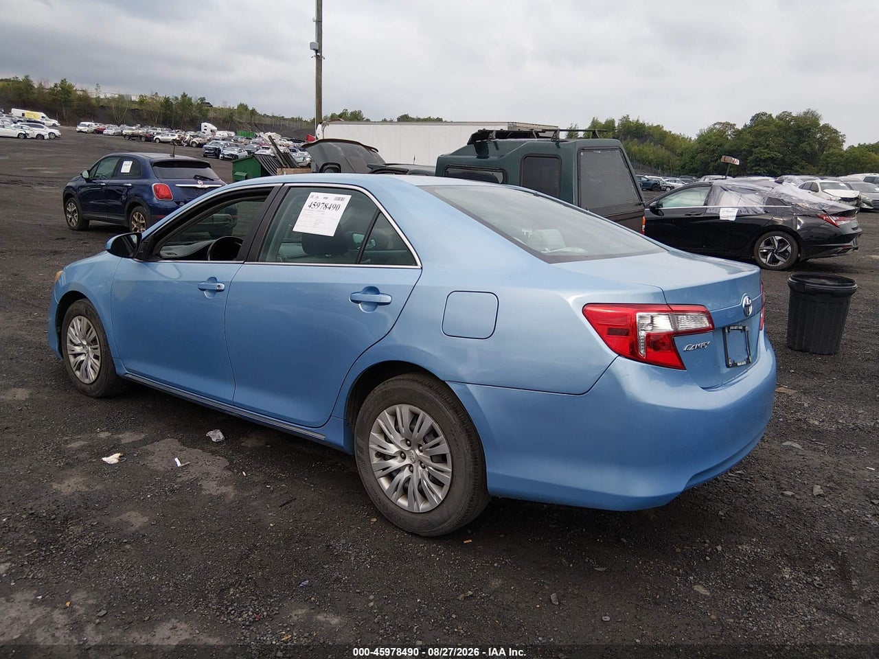 2014 TOYOTA CAMRY LE · 3/11
