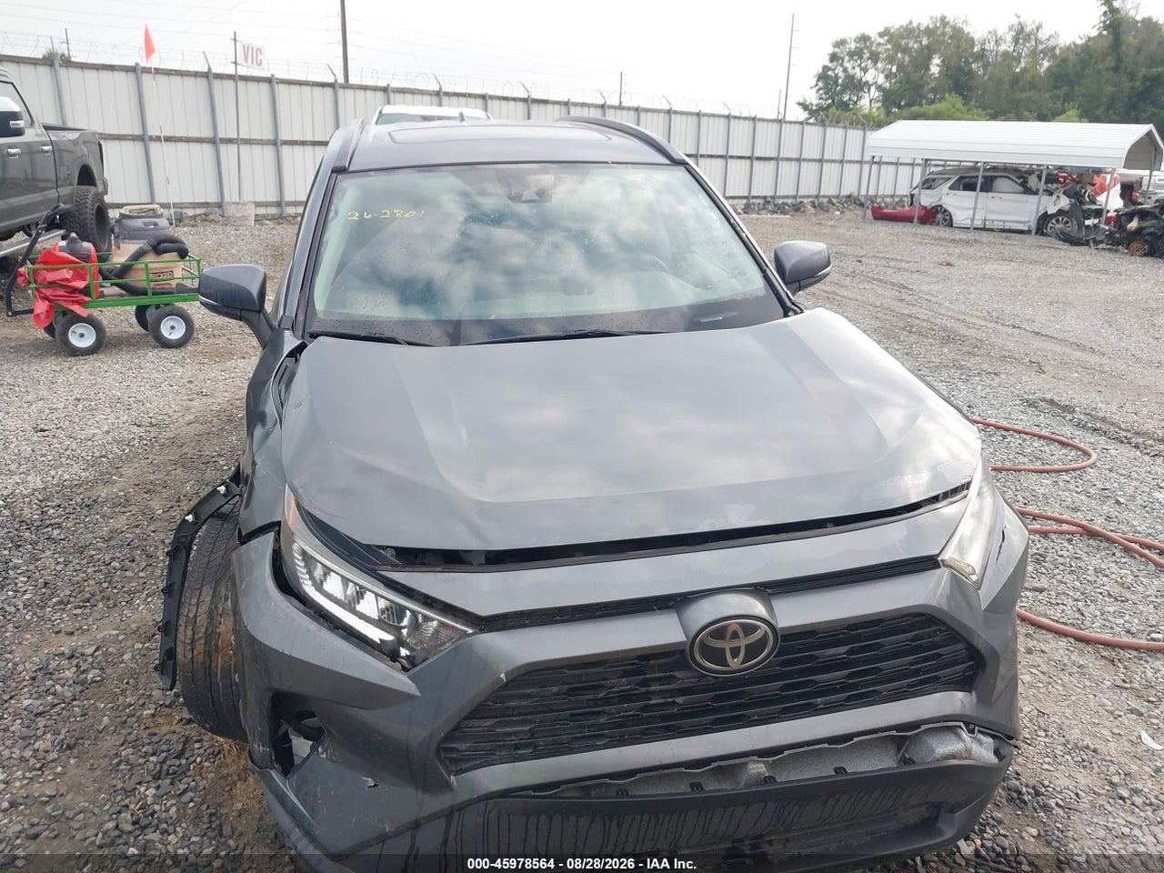 2019 TOYOTA RAV4 XLE · 6/11
