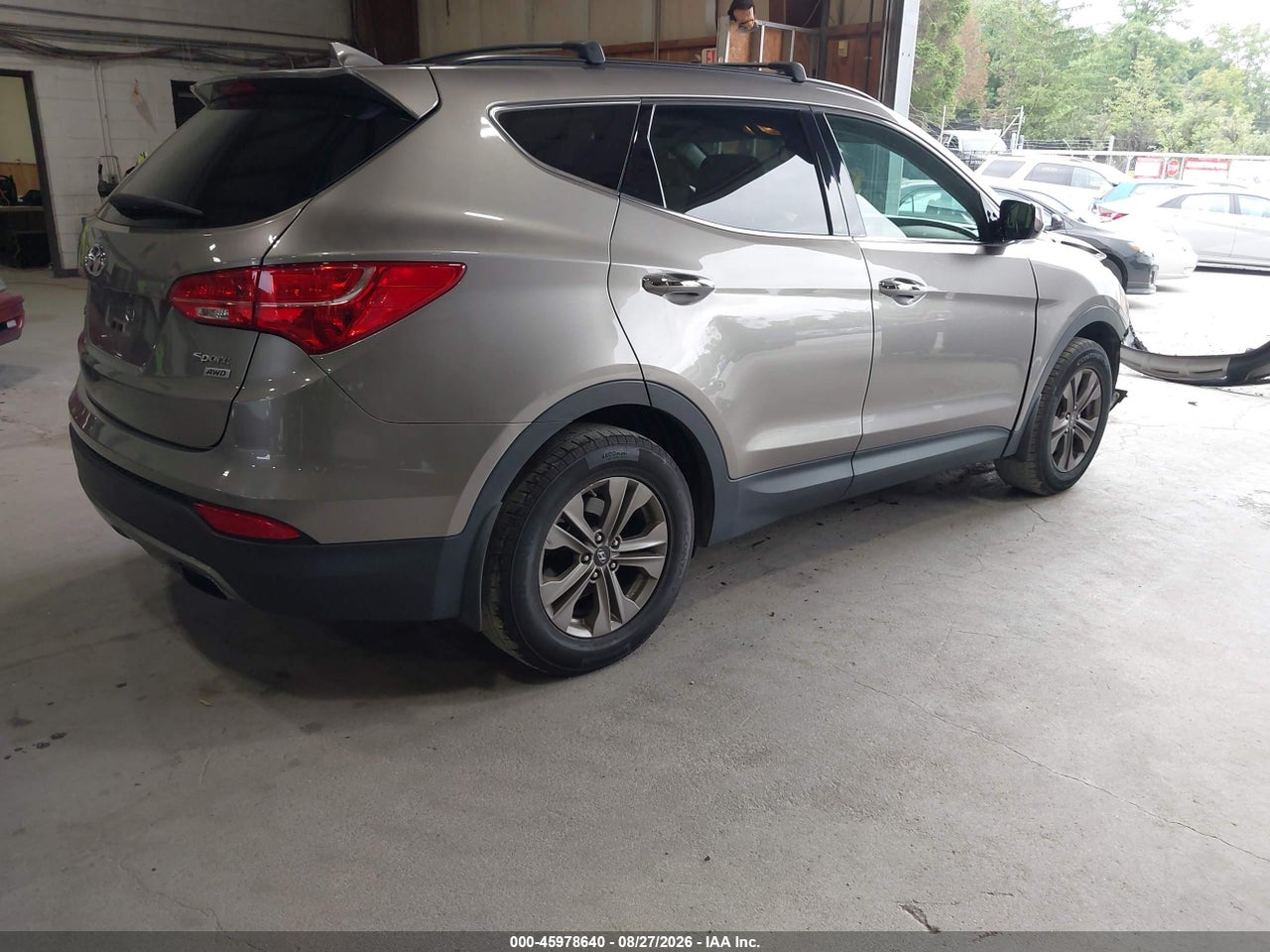 2016 HYUNDAI SANTA FE SPORT 2.4L · 4/11
