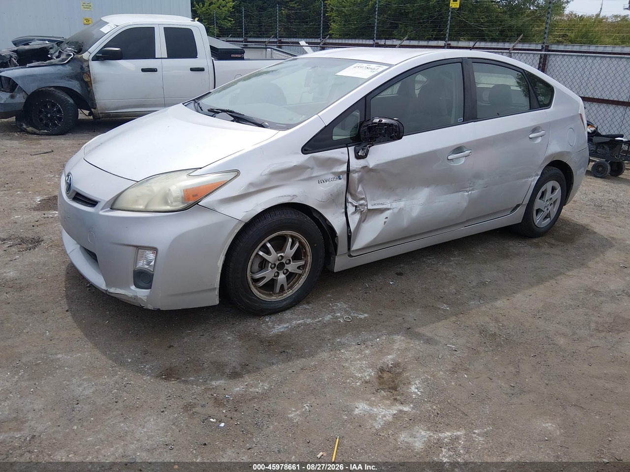 2010 TOYOTA PRIUS III · 2/11