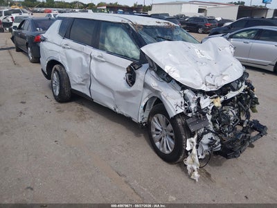 JA4J3UAB3TZ****** · 2026 MITSUBISHI OUTLANDER ES 2.5 2WD