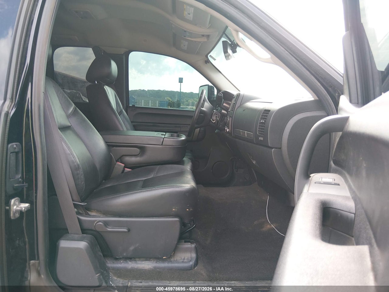 2012 CHEVROLET SILVERADO 1500 LT · 5/11