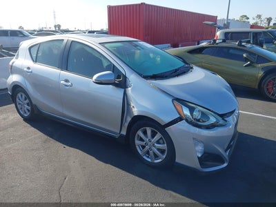2017 TOYOTA PRIUS C THREE