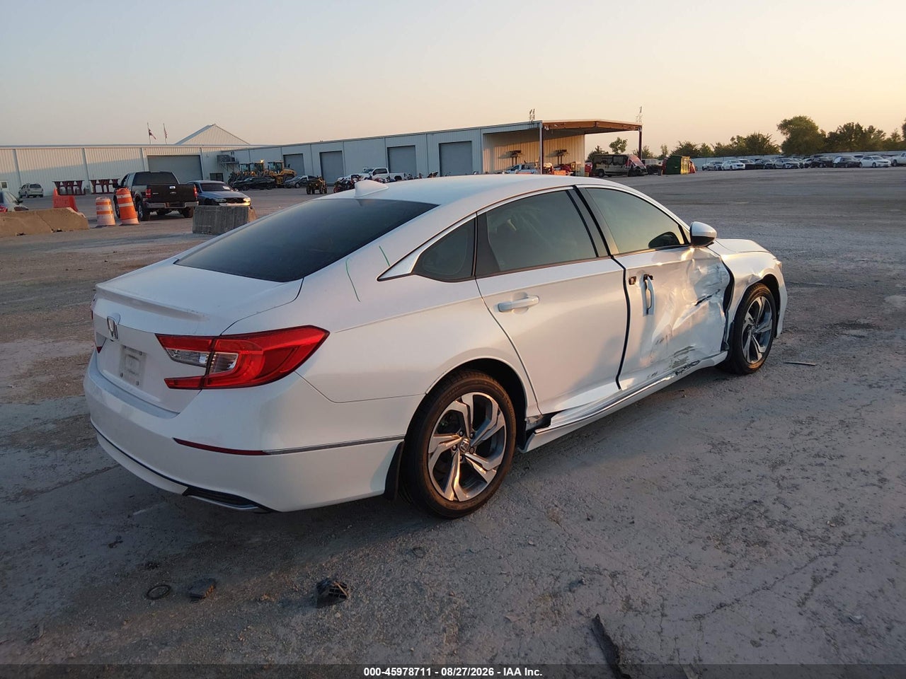 2018 HONDA ACCORD EX · 4/11