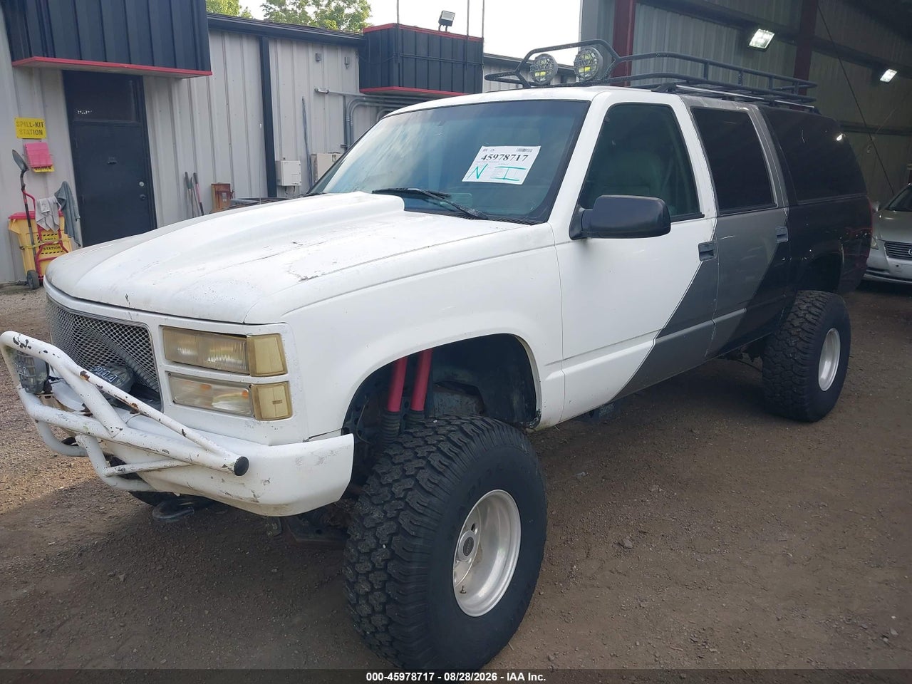1994 GMC SUBURBAN K1500 · 2/11