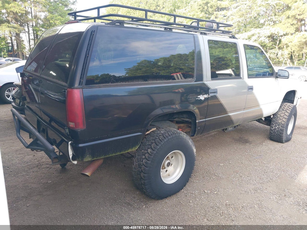 1994 GMC SUBURBAN K1500 · 4/11