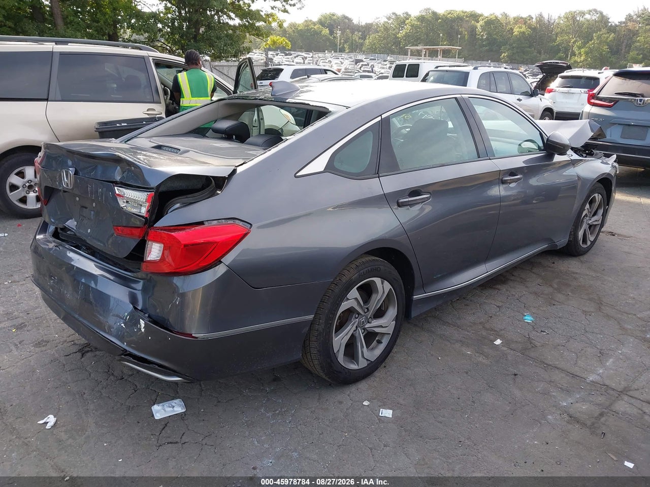 2020 HONDA ACCORD EX-L · 4/11