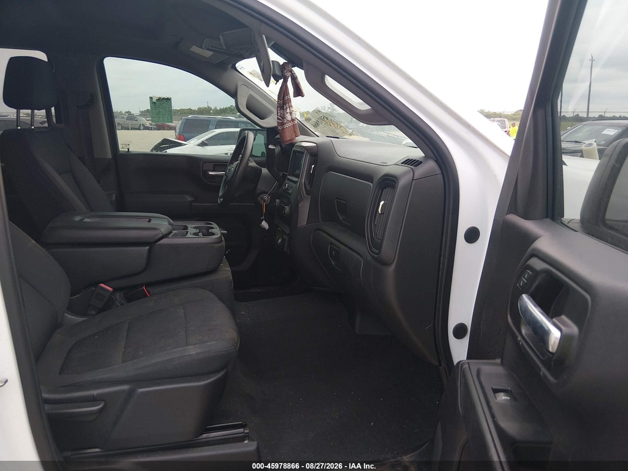 2020 CHEVROLET SILVERADO 1500 2WD  SHORT BED CUSTOM · 5/11