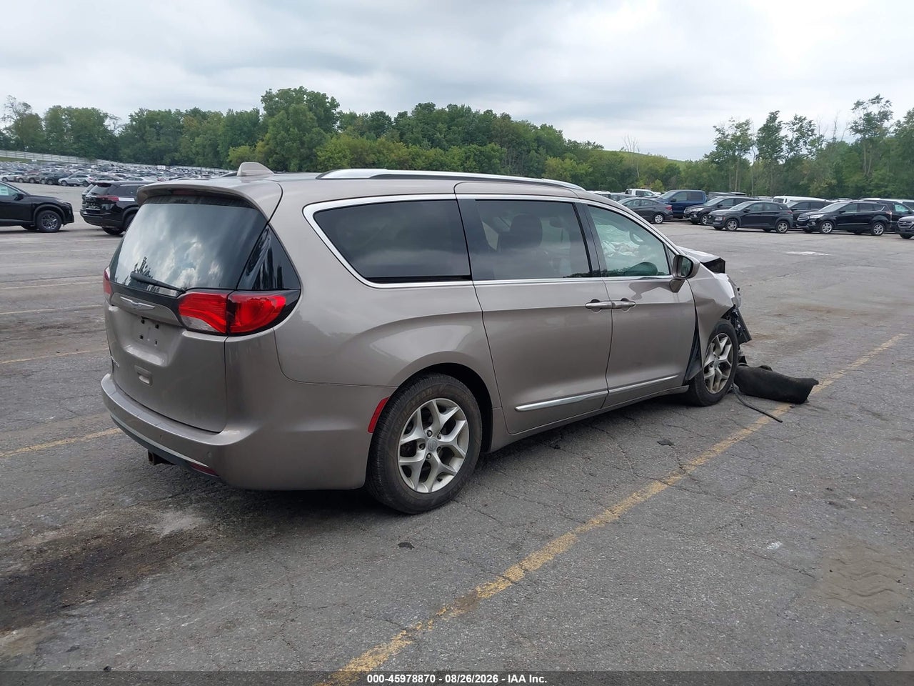 2018 CHRYSLER PACIFICA TOURING L PLUS · 4/11