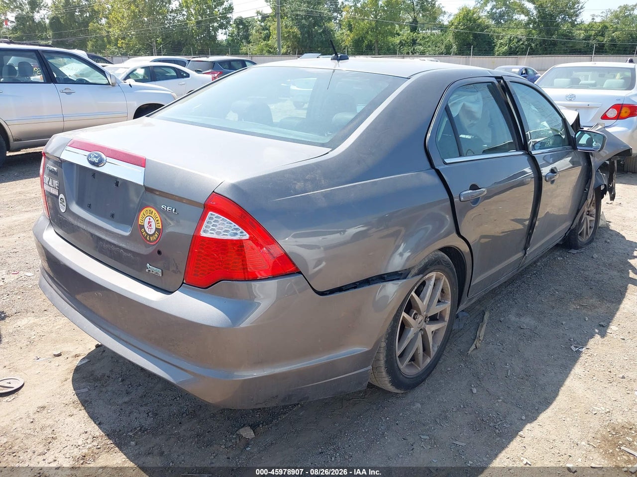 2010 FORD FUSION SEL · 4/11