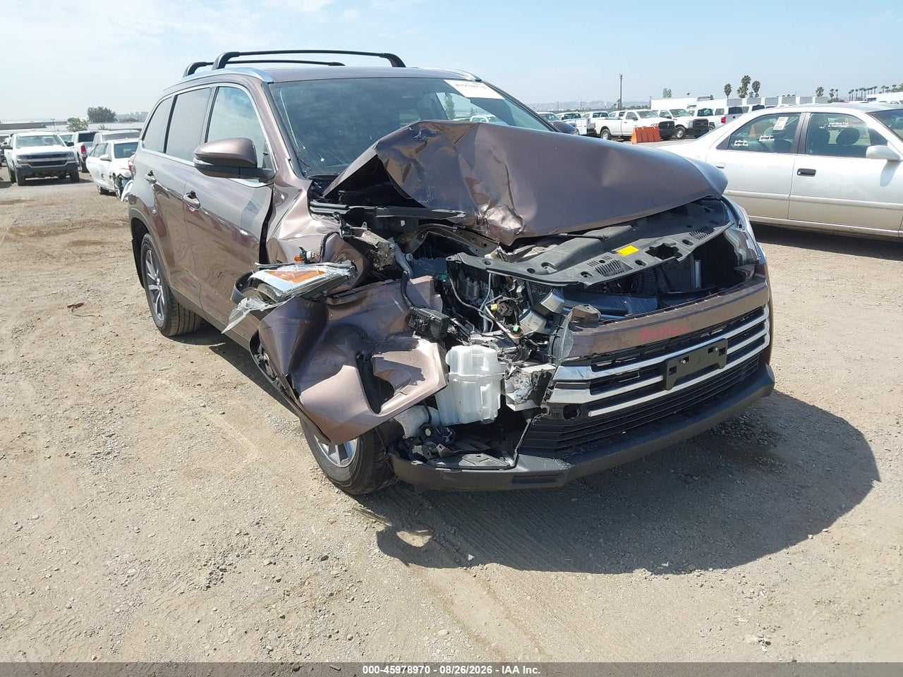 2019 TOYOTA HIGHLANDER XLE · 6/11