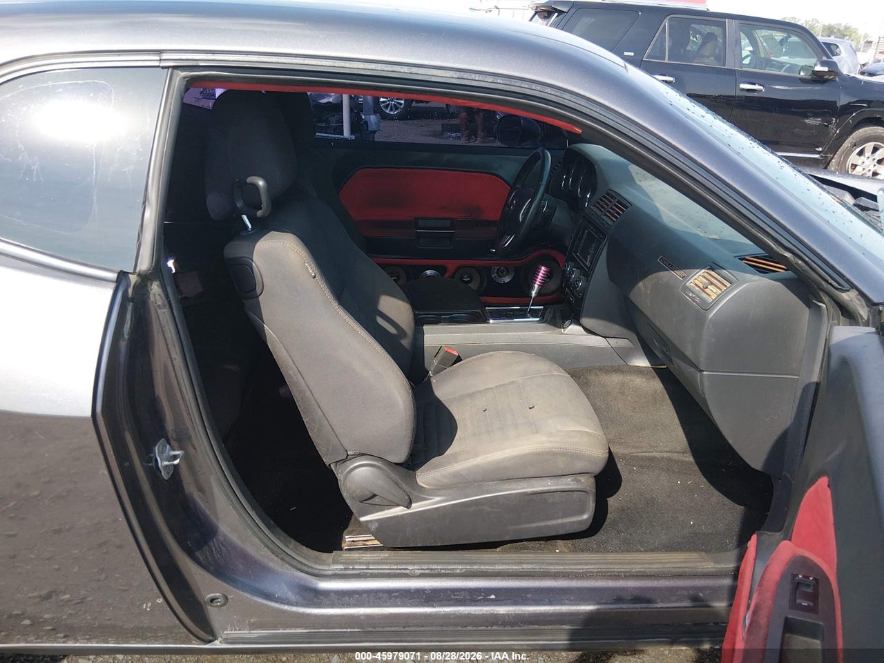 2013 DODGE CHALLENGER SXT · 5/11